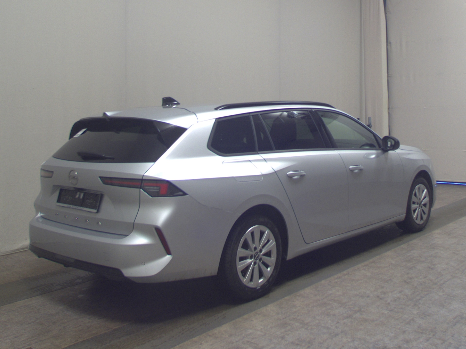 Opel Astra ST 1.2 Turbo Business Elegance Navi LED 4