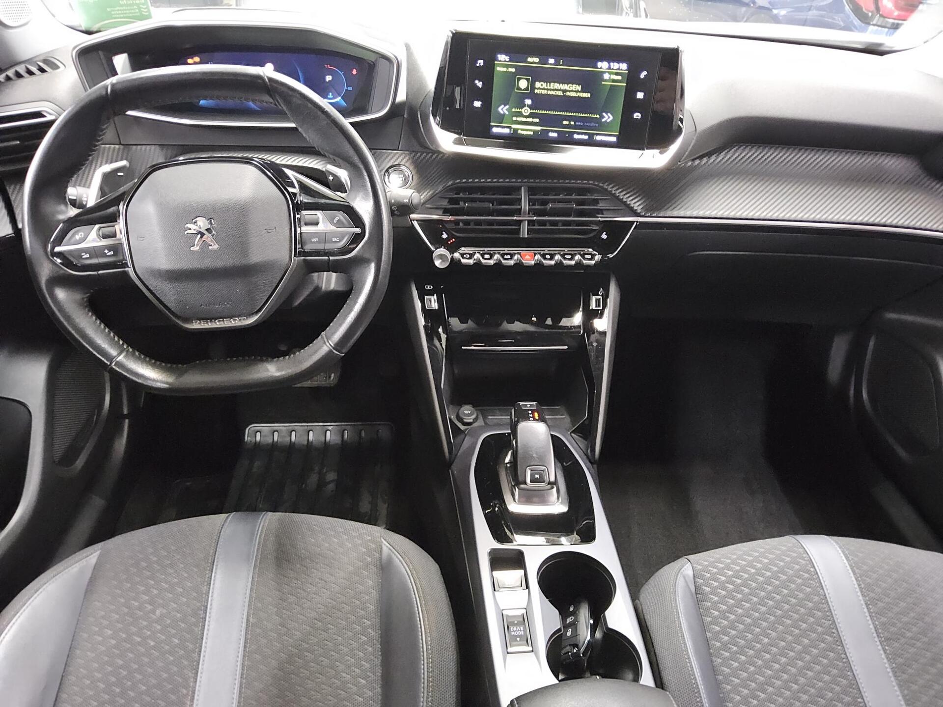 Peugeot 2008 1.5 BlueHDI Allure T-Leder Navi LED AHK ACC 5