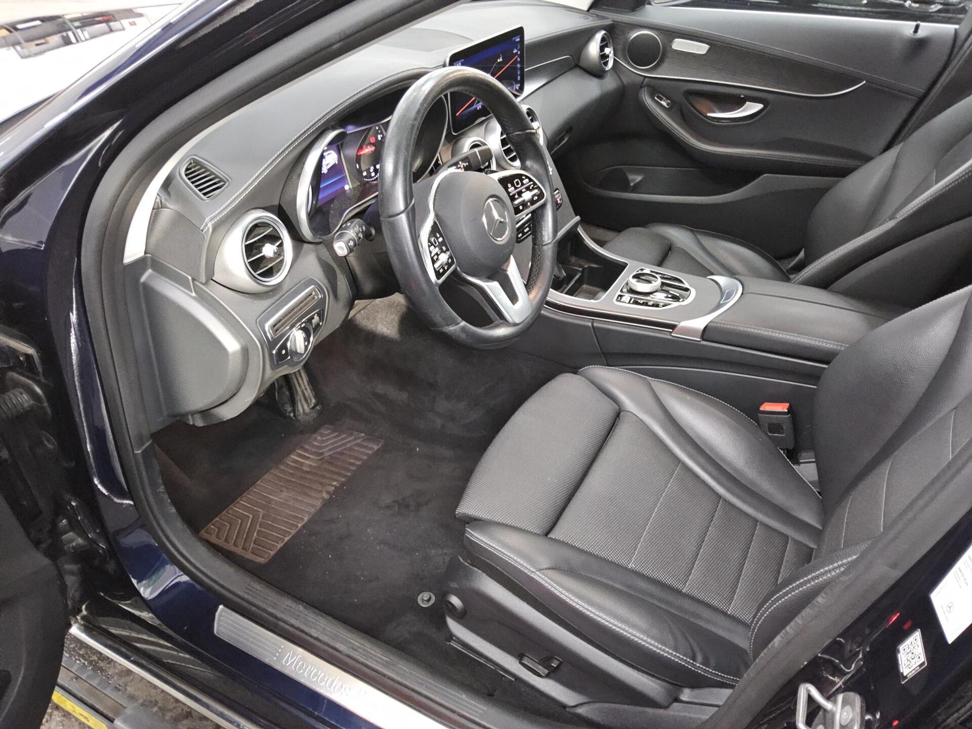 Mercedes-Benz C 300 T d Avantgarde Navi LED Panorama 8