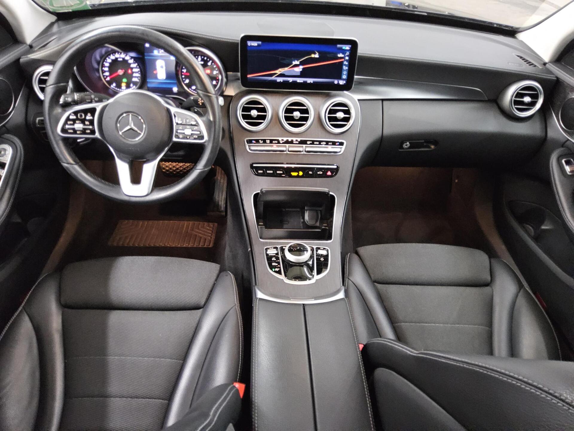 Mercedes-Benz C 300 T d Avantgarde Navi LED Panorama 5