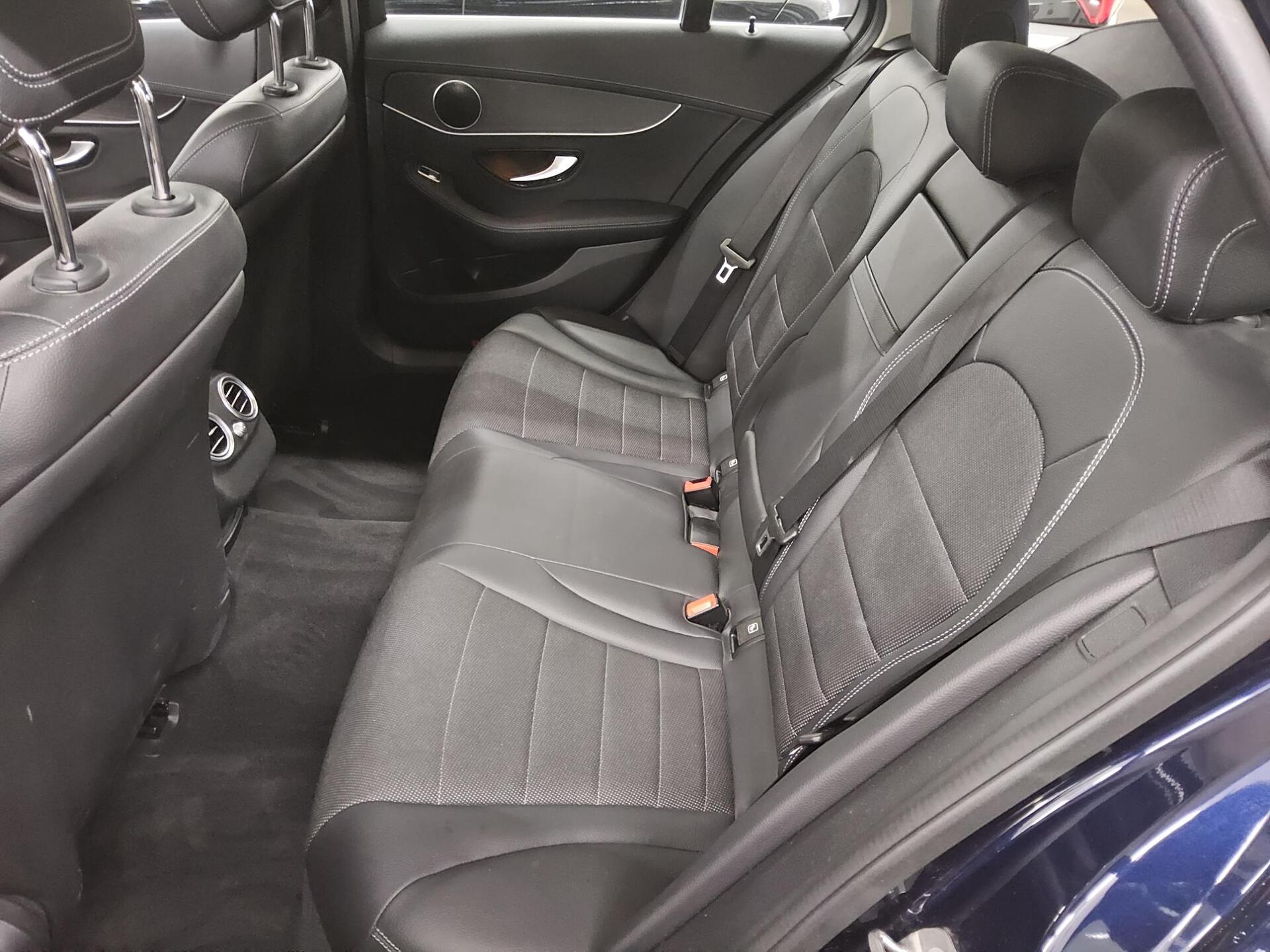 Mercedes-Benz C 300 T d Avantgarde Navi LED Panorama 13