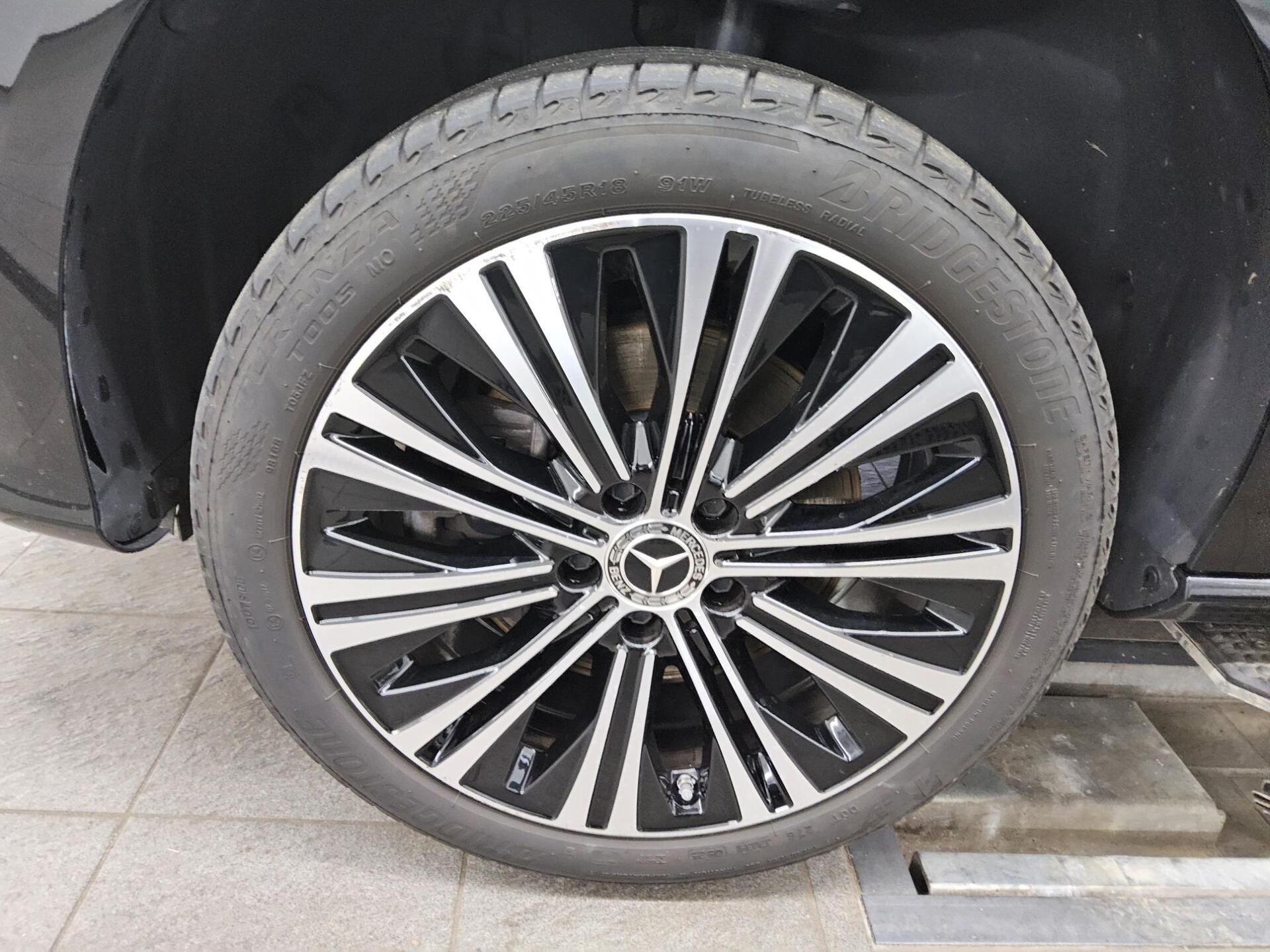 Mercedes-Benz CLA 220 SB d Progressive Navi LED AHK Kamera 11