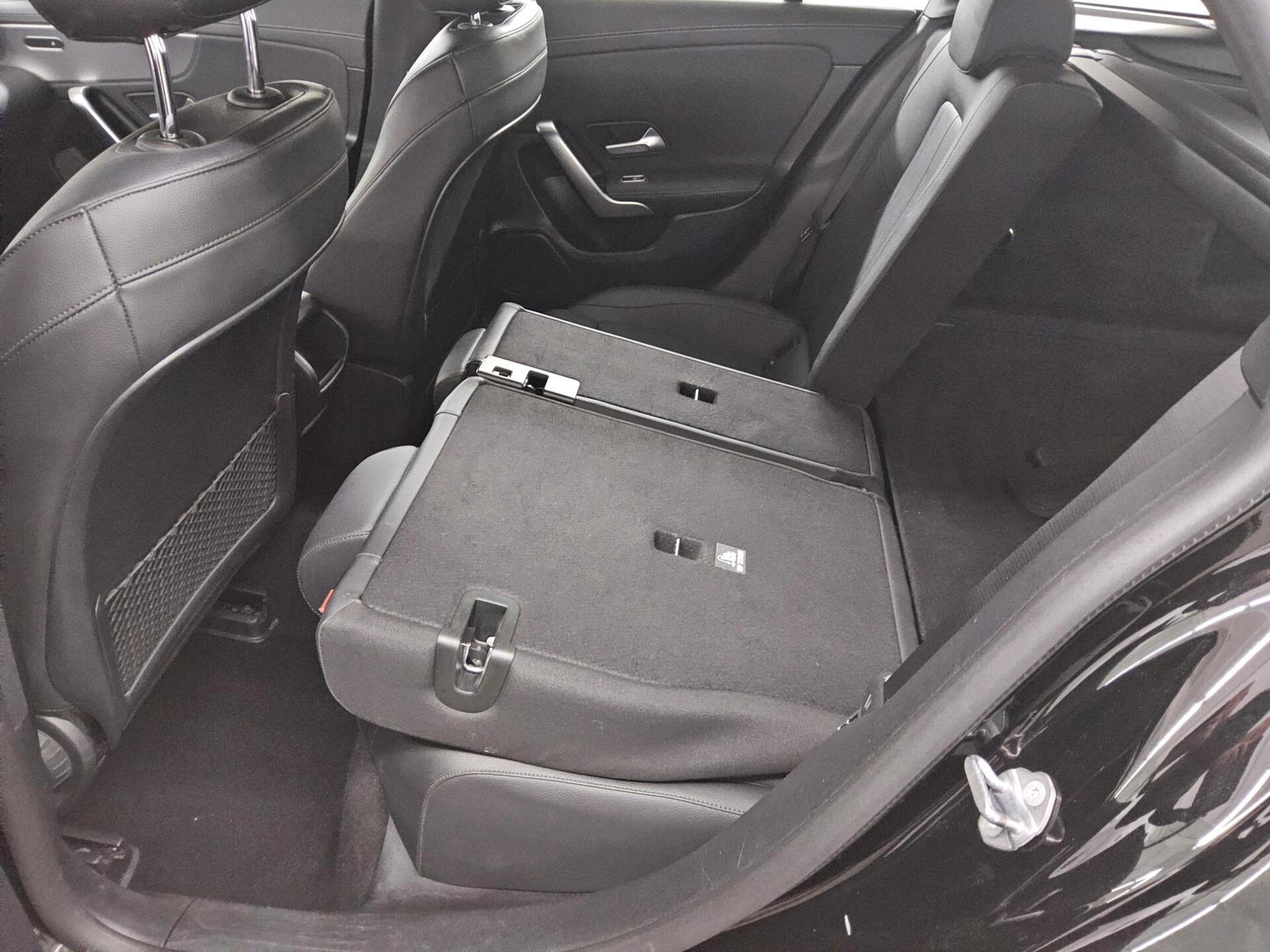 Mercedes-Benz CLA 220 SB d Progressive Navi LED AHK Kamera 13