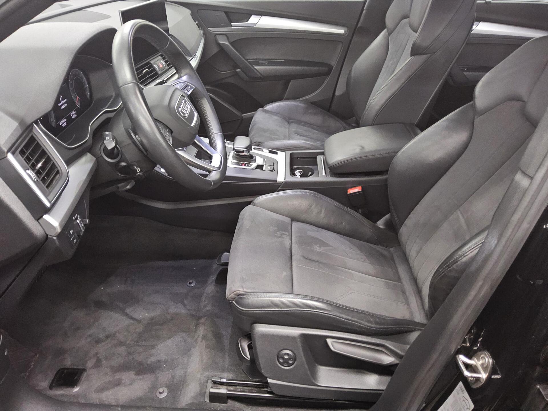 Audi Q5 40 TDI Qu. T-Leder Sportsitze Navi+ LED vc 9