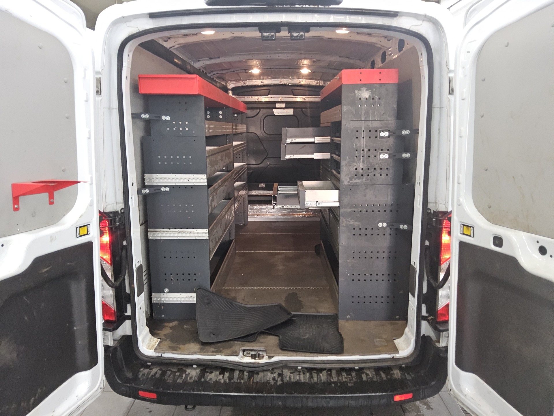 Ford Transit FT 350 2.0 TDCi L3 Navi Regale Klima 11