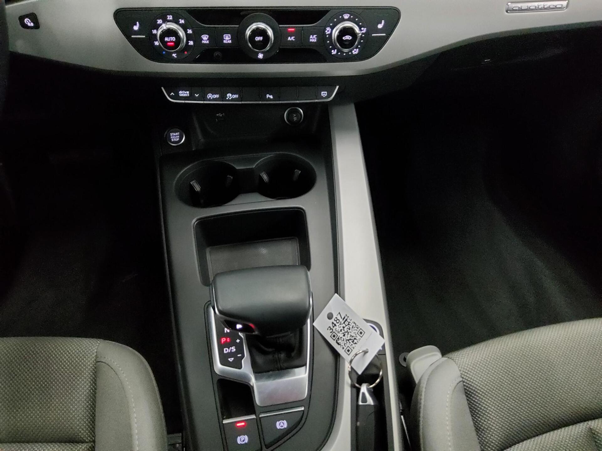 Audi A4 Avant 40 TFSI Qu. S-Line Navi+ LED vc+ ACC 6