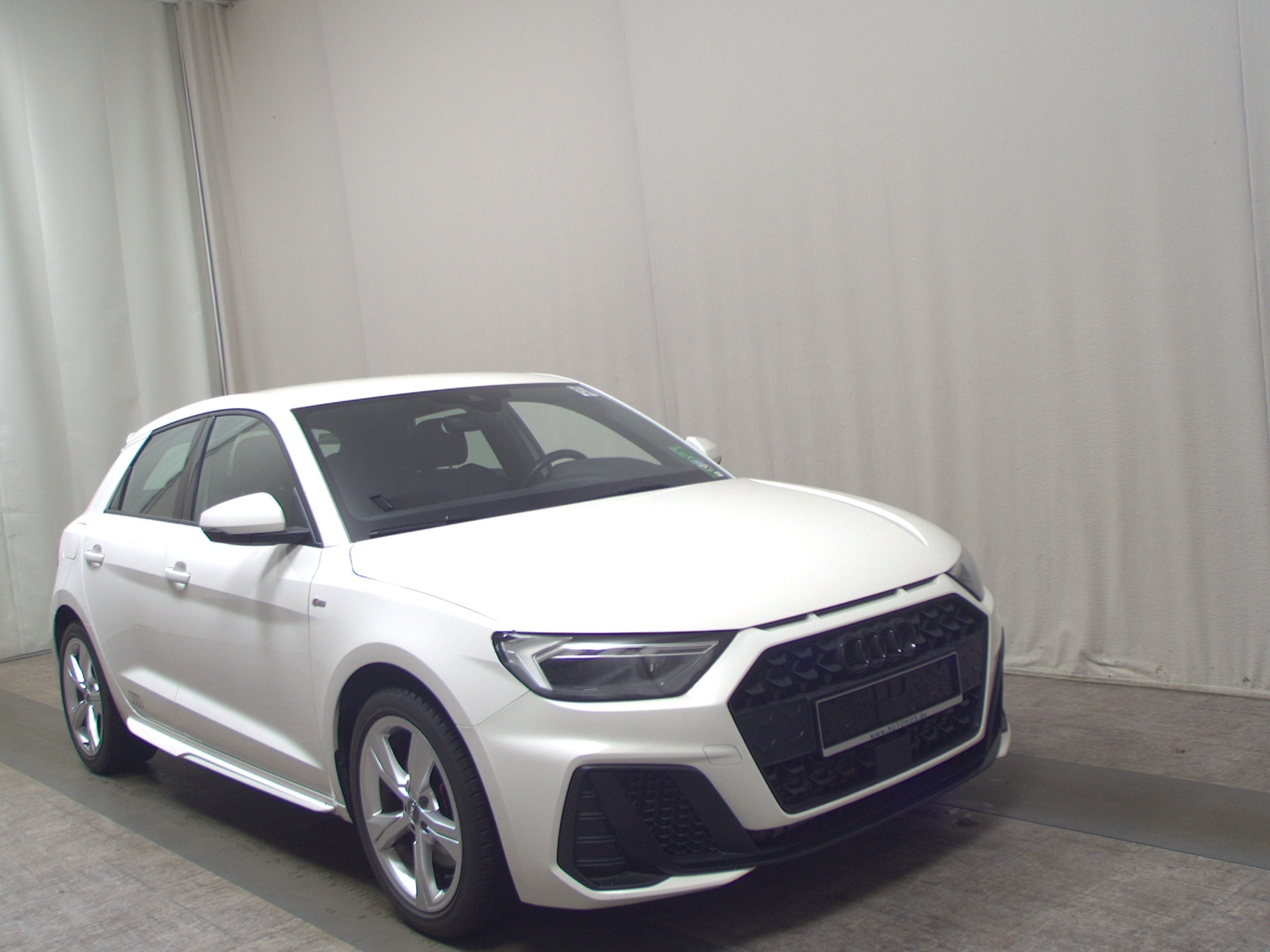 Audi A1 Sportback 40 TFSI S-Line Navi+ vc LED Sound 3