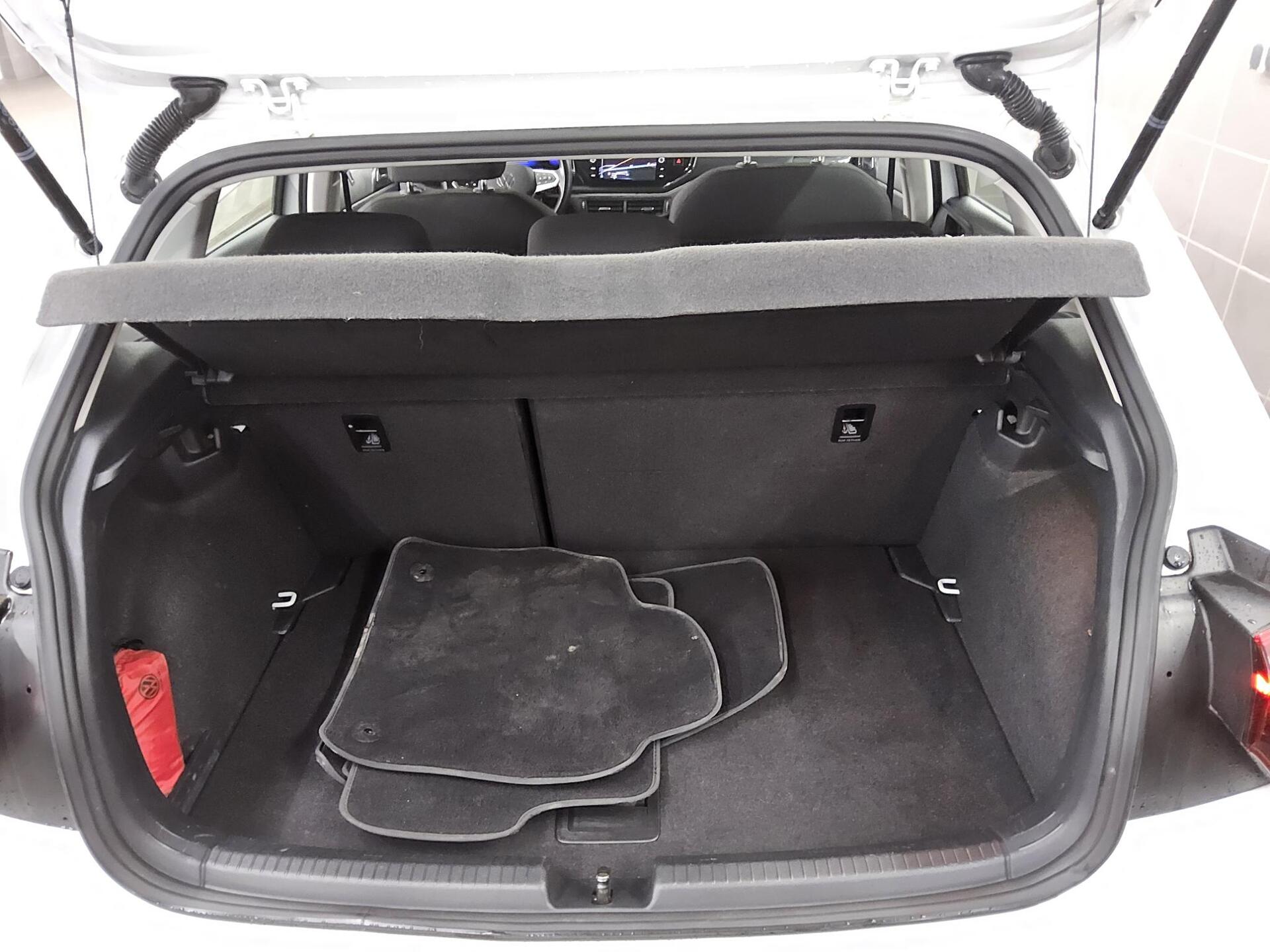 Volkswagen Polo 1.0 TSI Life Navi LED DC PDC DAB+ 12