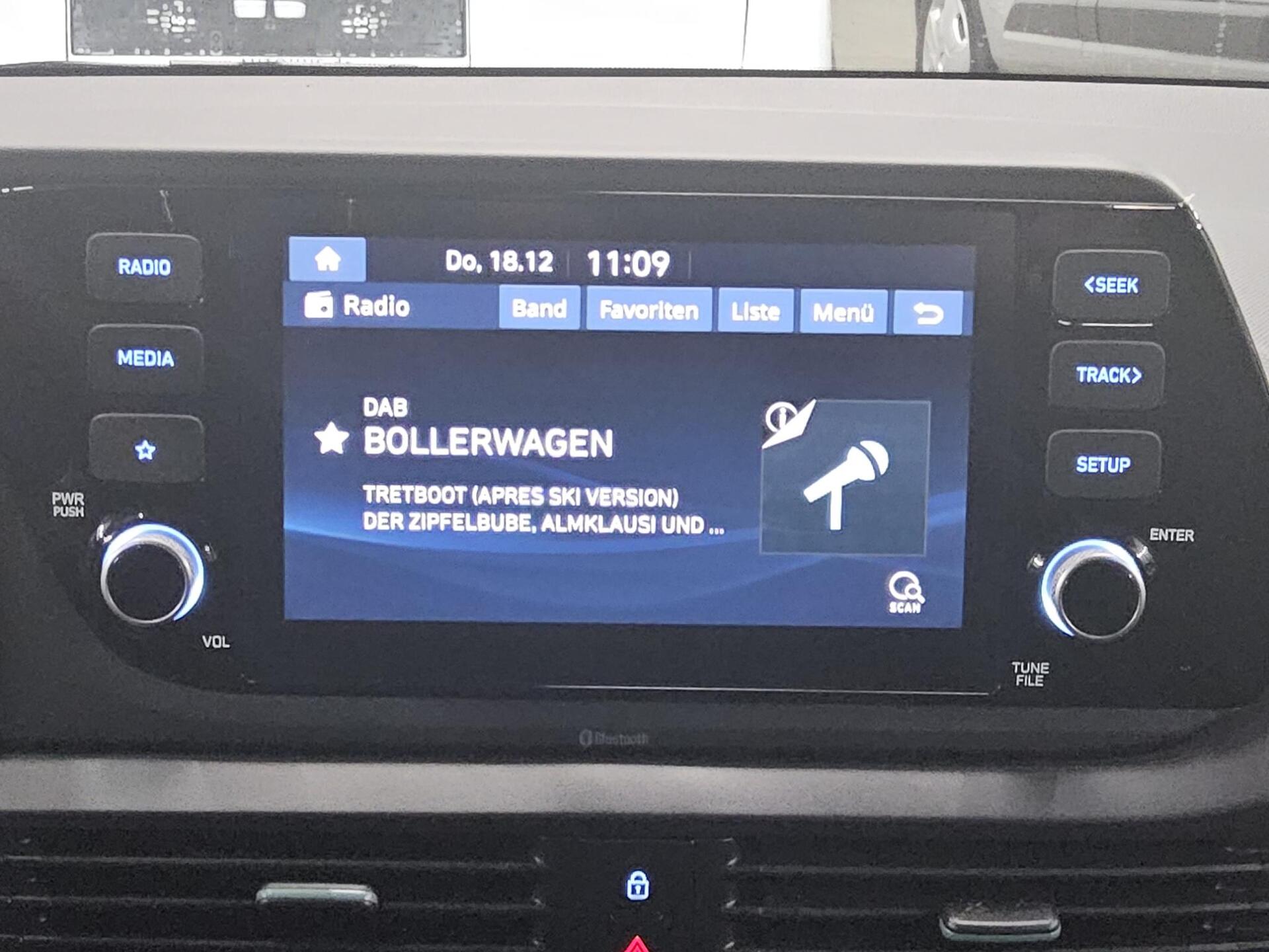 Hyundai Bayon 1.0 T-GDI Intro Edition DC LED RFK Shz PDC 7