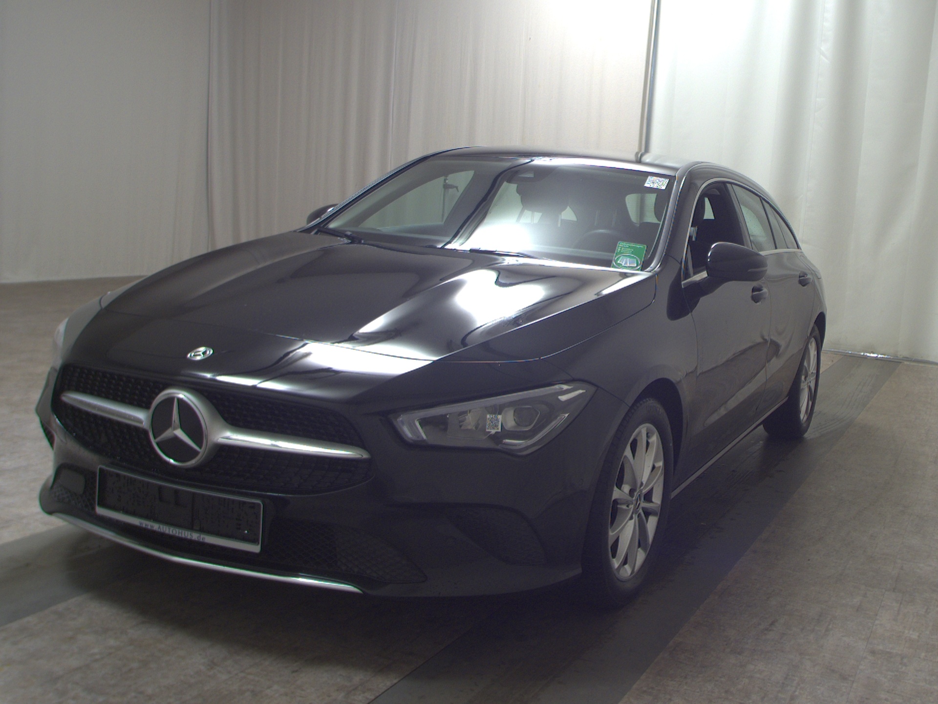 Mercedes-Benz CLA 220 SB d 4M Progressive Navi LED Memory 2