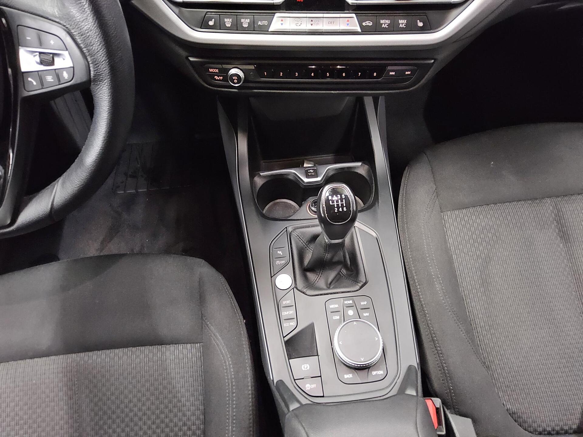 BMW 118d Advantage Navi LC Prof. LED Shz AHK PDC 7