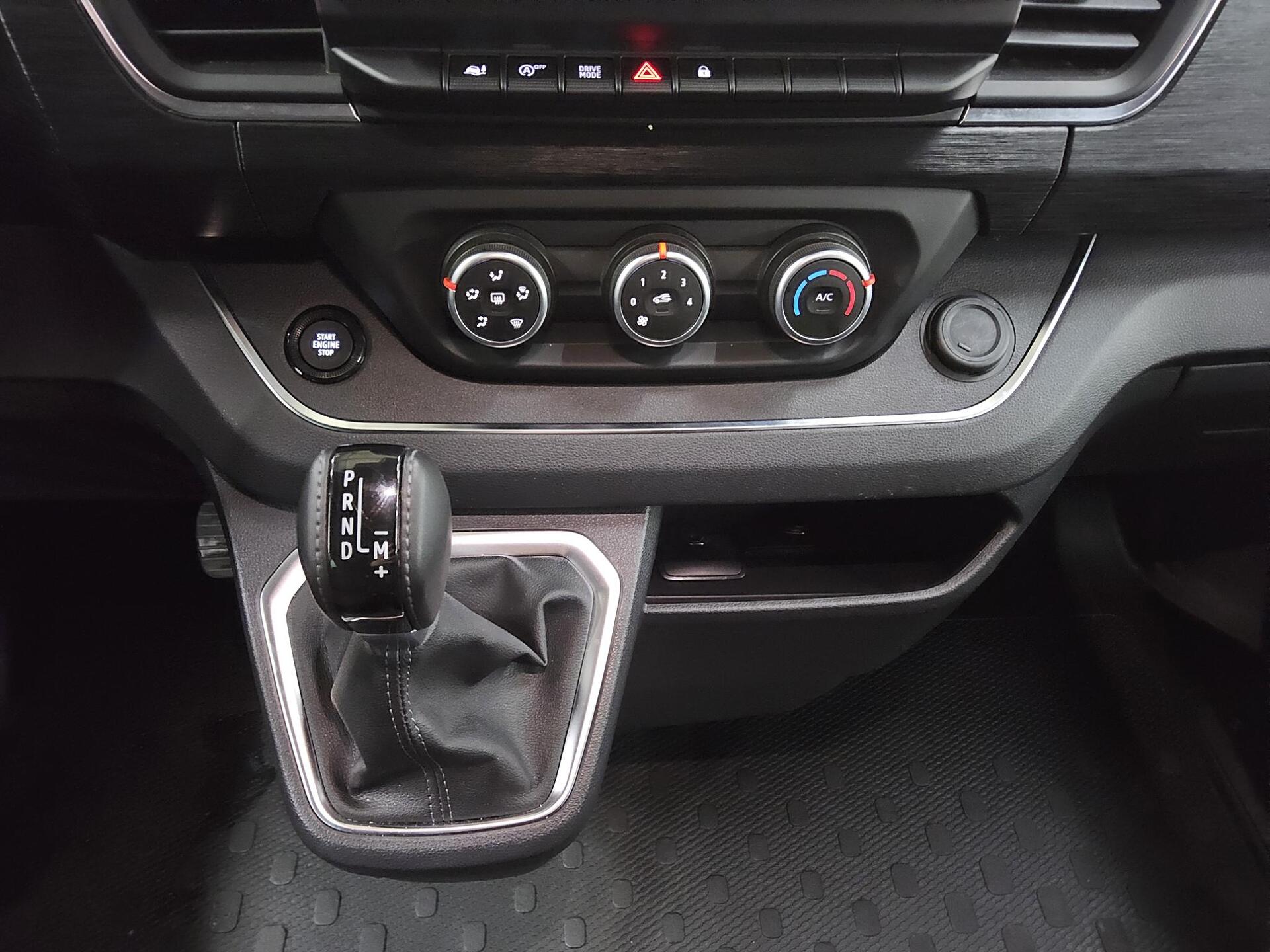 Renault Trafic 2.0 dCi Life L2H1 9-Sitze Navi LED RFK 6