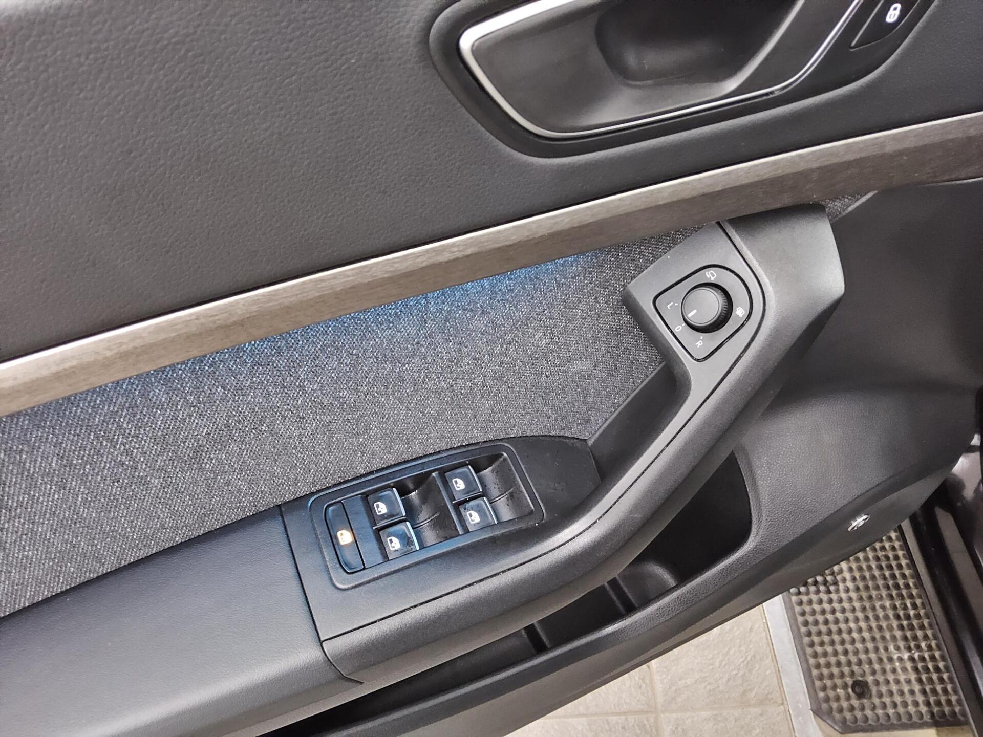 Seat Ateca 1.5 TSI Xperience Navi LED vc RfK Beats 10