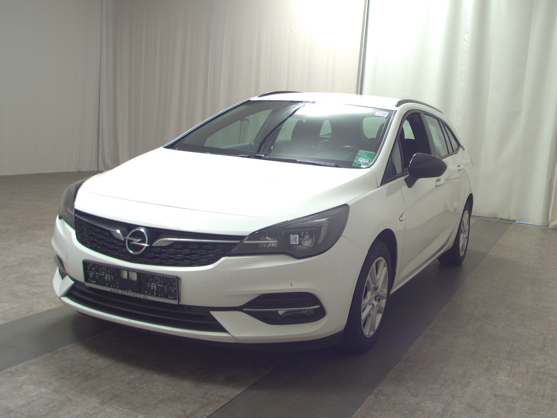 Opel Astra ST 1.5 D Edition Navi LED Shz Klima 2