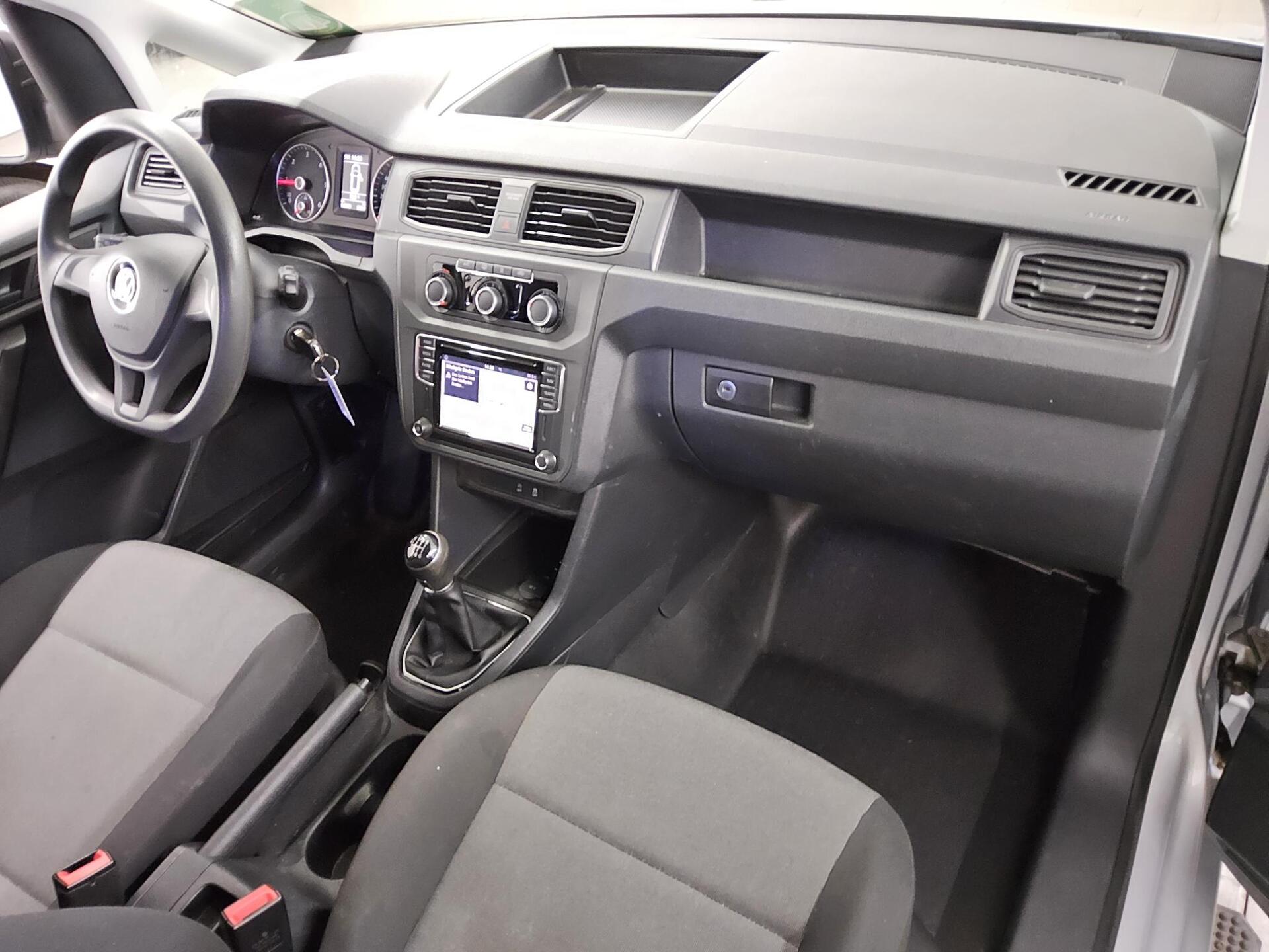 Volkswagen Caddy 2.0 TDI 4M Navi PDC Regal links StHzg 5