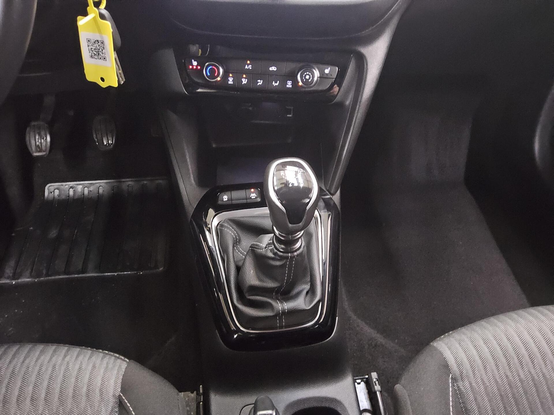 Opel Corsa 1.5 D Edition Navi LED Kamera Tempomat 6