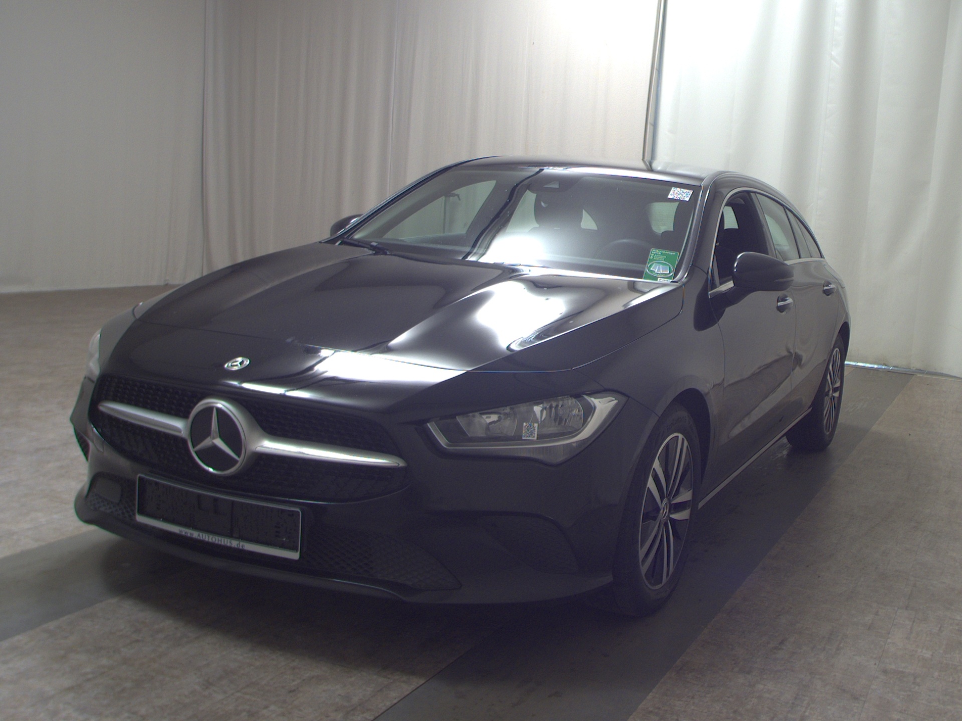 Mercedes-Benz CLA 180 SB d Navi MBUX RfK Shz Tempomat 2