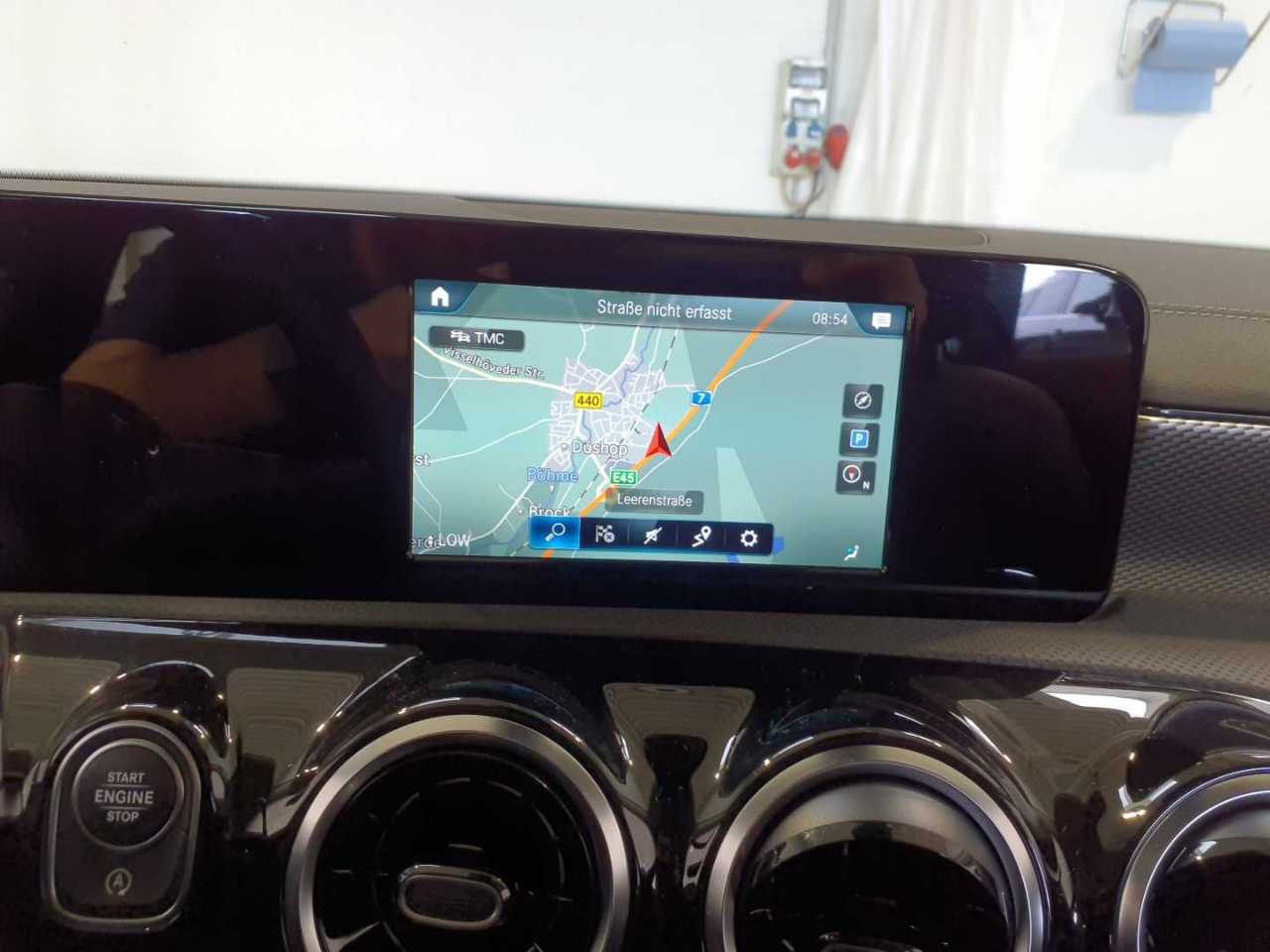 Mercedes-Benz CLA 200 SB d Progressive NAVI KLIMAAUT LED SHZ PDC 10