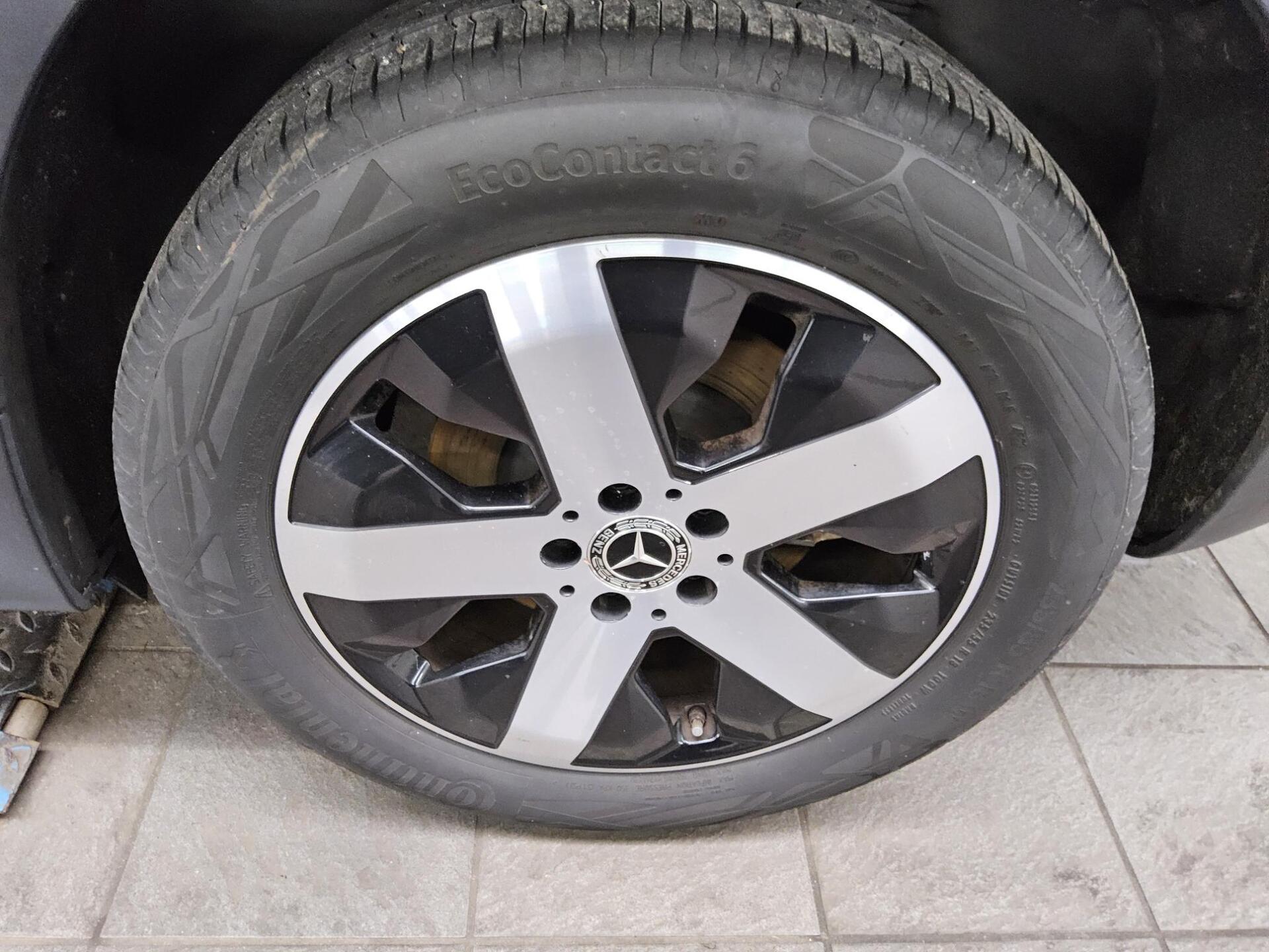 Mercedes-Benz GLB 220 d 4M Progressive T-Leder AHK Nav LED RFK 11