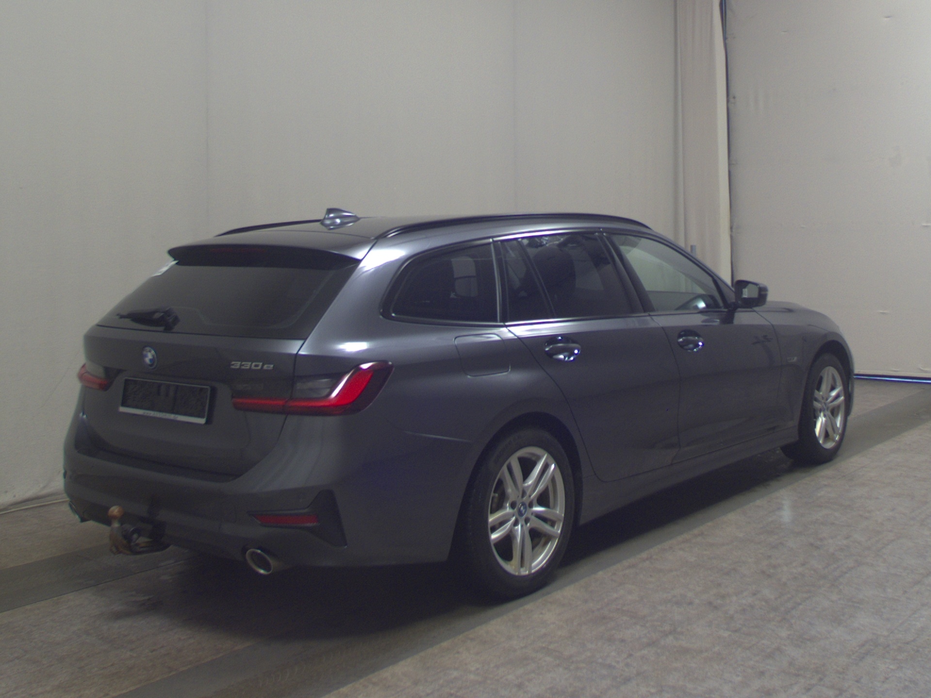 BMW 330e Touring Sport-Line Navi LC Pro LED AHK ACC 4