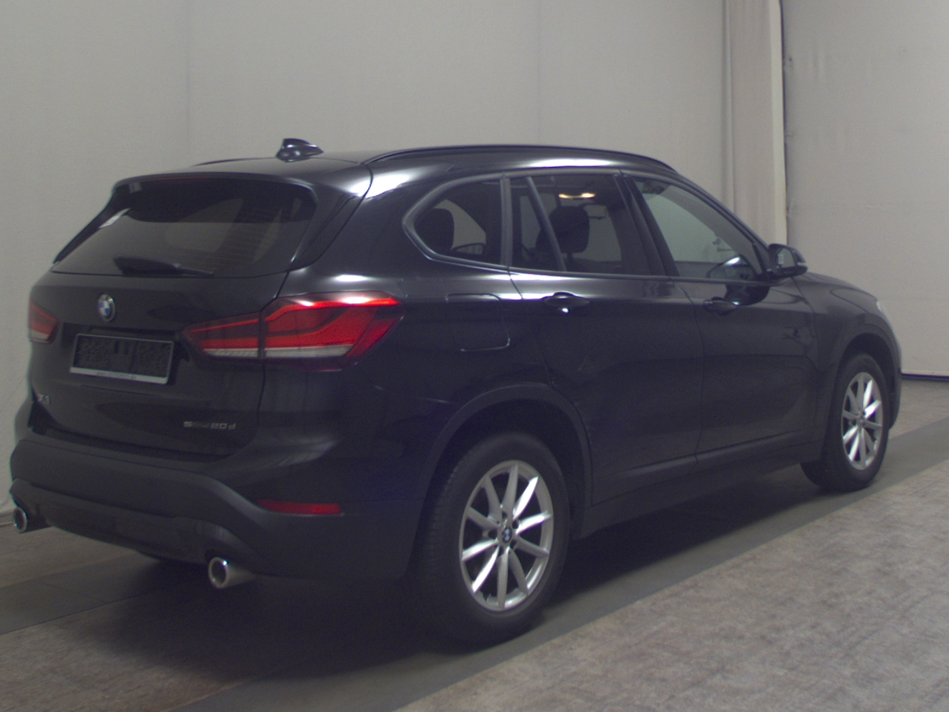 BMW X1 sDrive20d Advantage 2-Sitze Navi LED 4