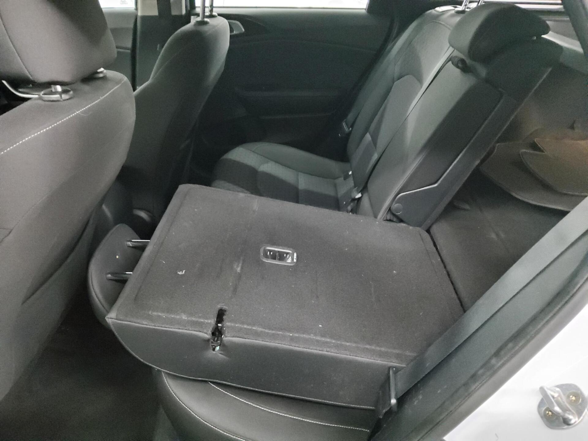 Kia cee'd Sportswagon 1.6 CRDI Vision Navi RFK SHZ 12