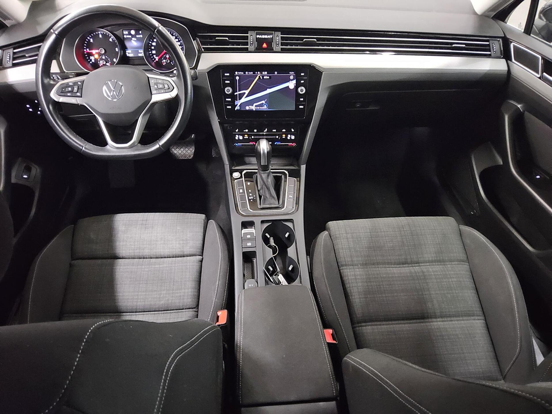 Volkswagen Passat Var. 2.0 TDI Business Navi LED ACC RFK 5