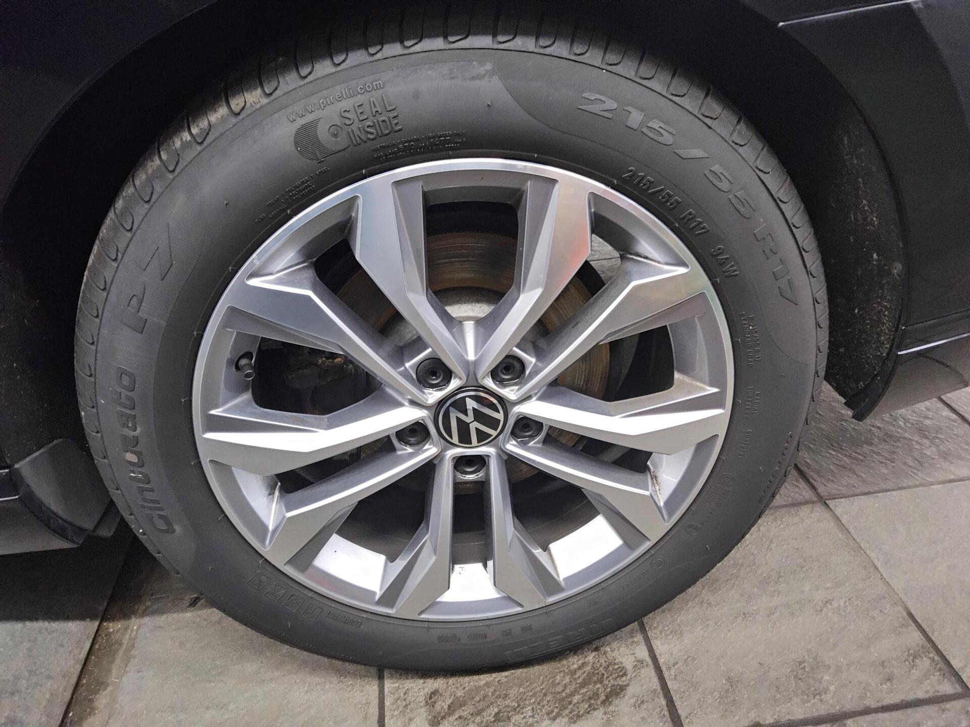 Volkswagen Passat Var. 2.0 TDI Business Navi LED ACC RFK 10