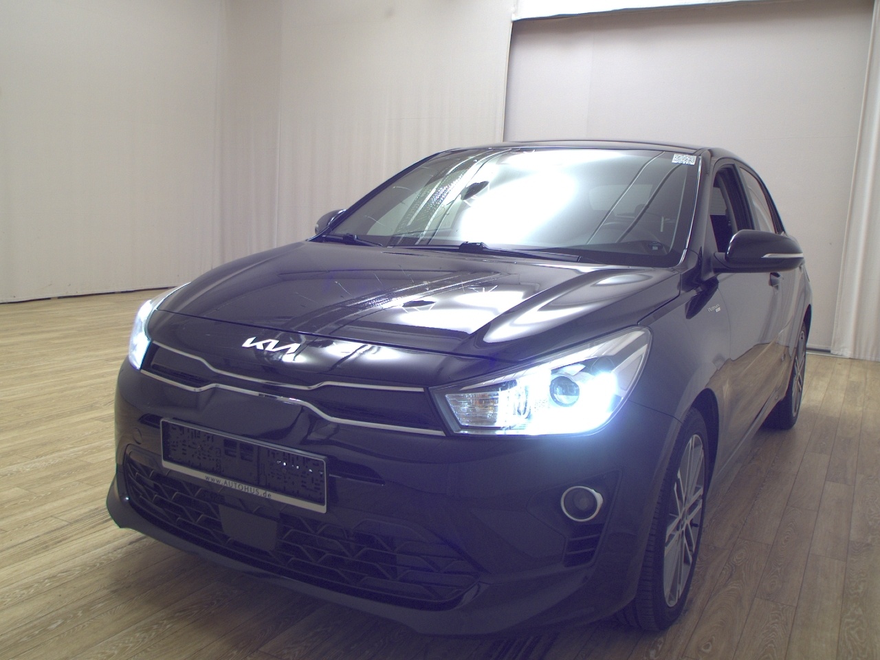 Kia Rio 1.0 Edition Leder Navi LED RfK Shz PDC 2