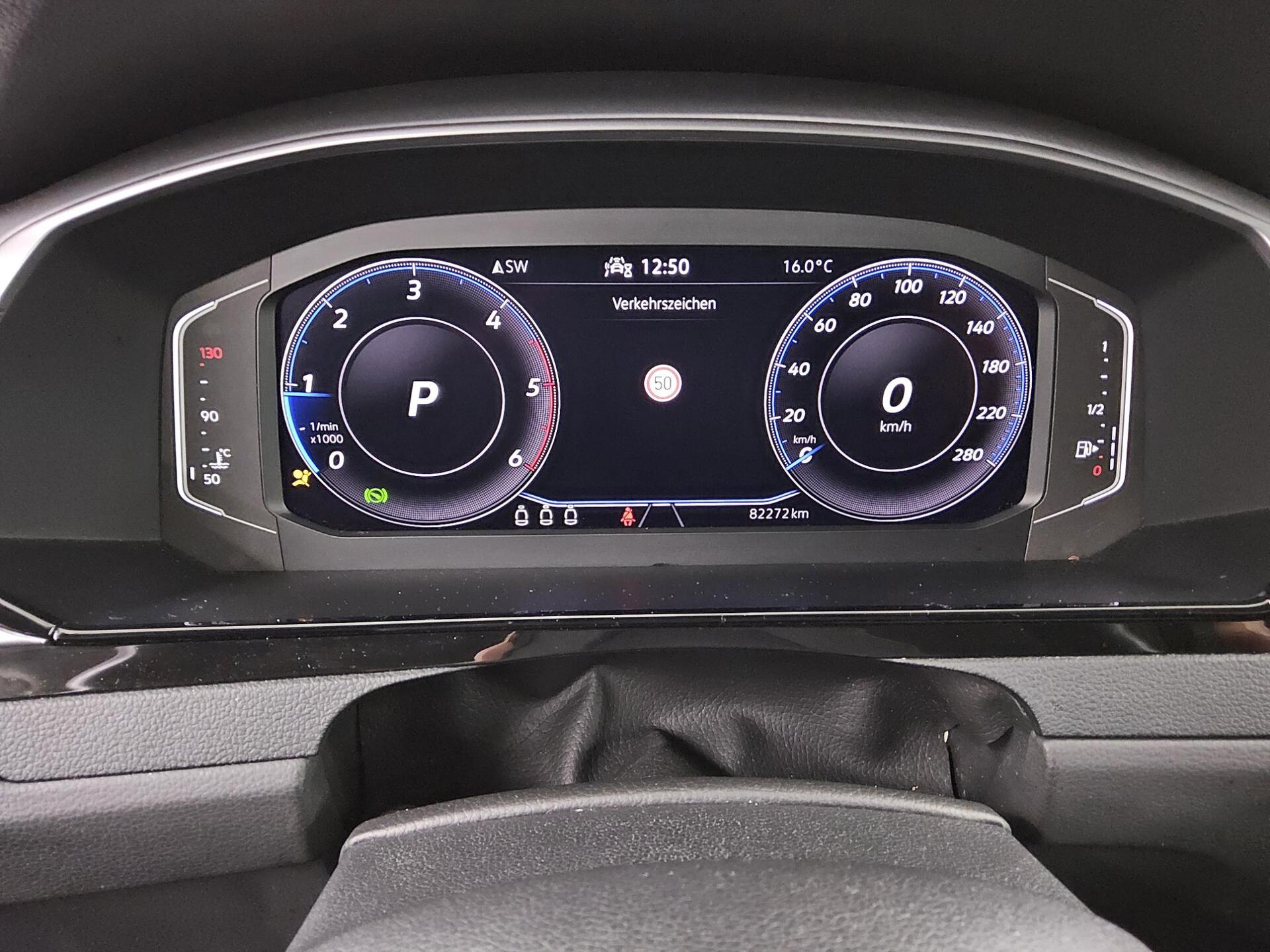 Volkswagen Arteon 2.0 TDI Navi LED AID ACC PDC 8