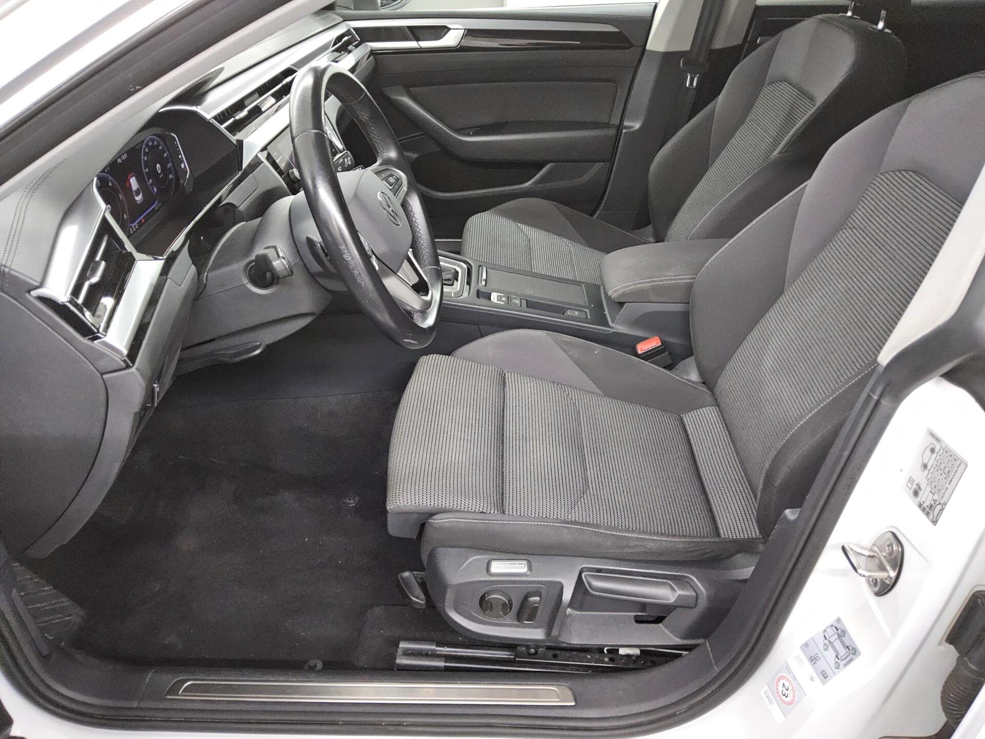 Volkswagen Arteon 2.0 TDI Navi LED AID ACC PDC 9