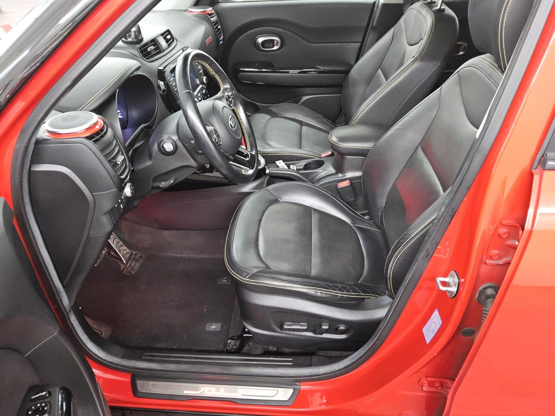 Kia Soul 1.6 CRDI Navi Xenon RfK Pano Sound Tempomat 8