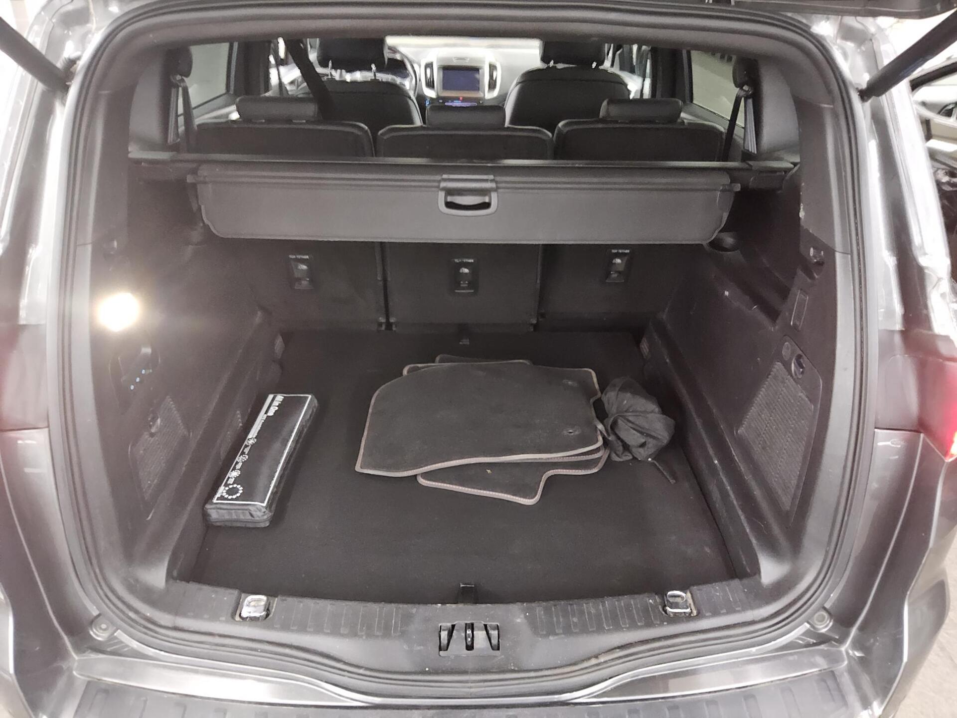 Ford S-Max 2.5 Duratec ST-Line Navi LED ACC BLIS 12