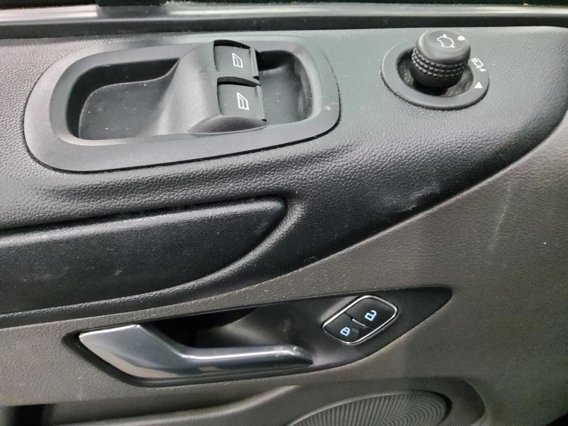 Ford Transit Custom 2.0 TDCi Trend 9-Sitze Navi RfK 9