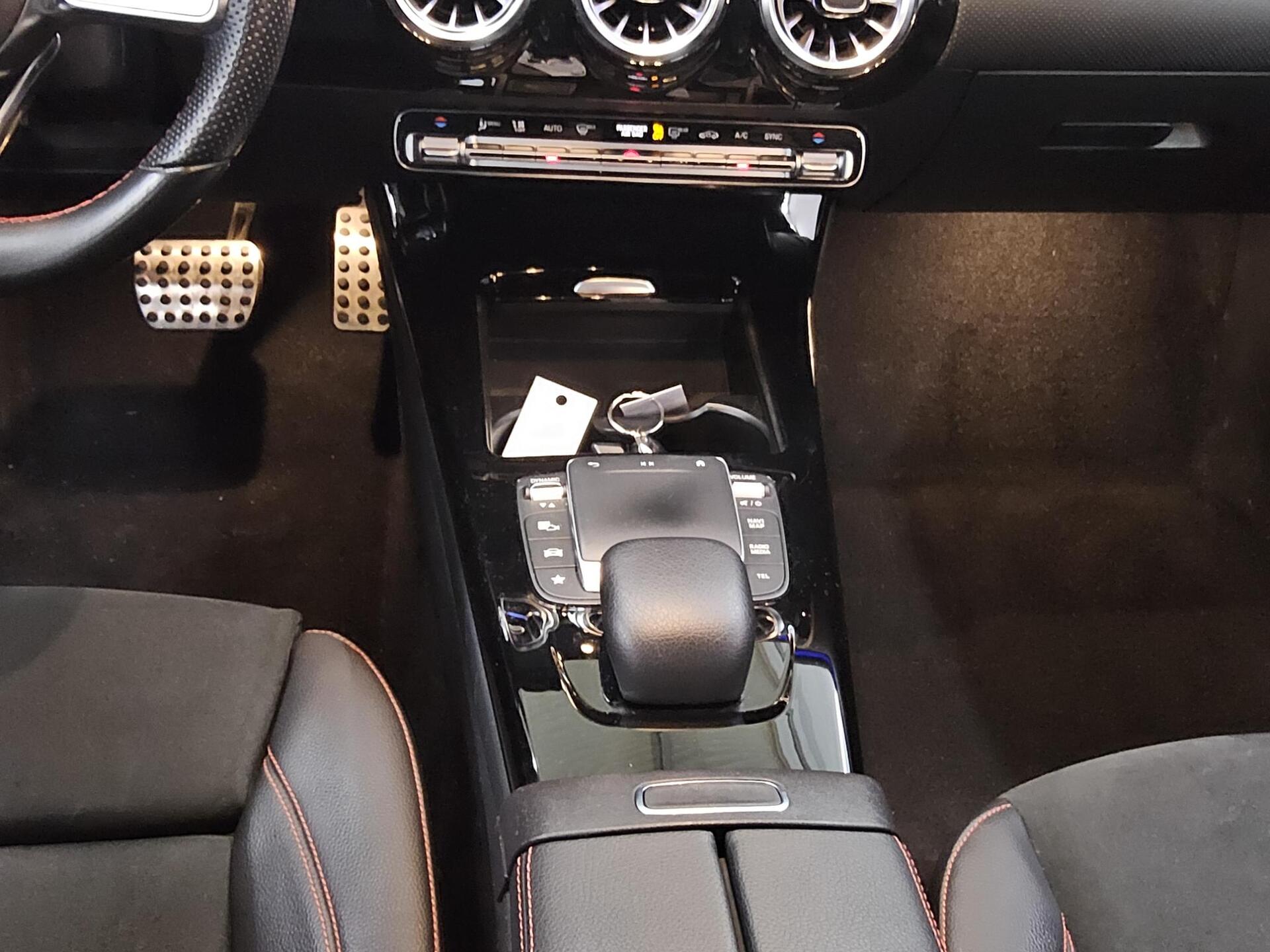 Mercedes-Benz A 200 Lim. AMG-Line Navi LED MBUX+ Kamera AHK 6