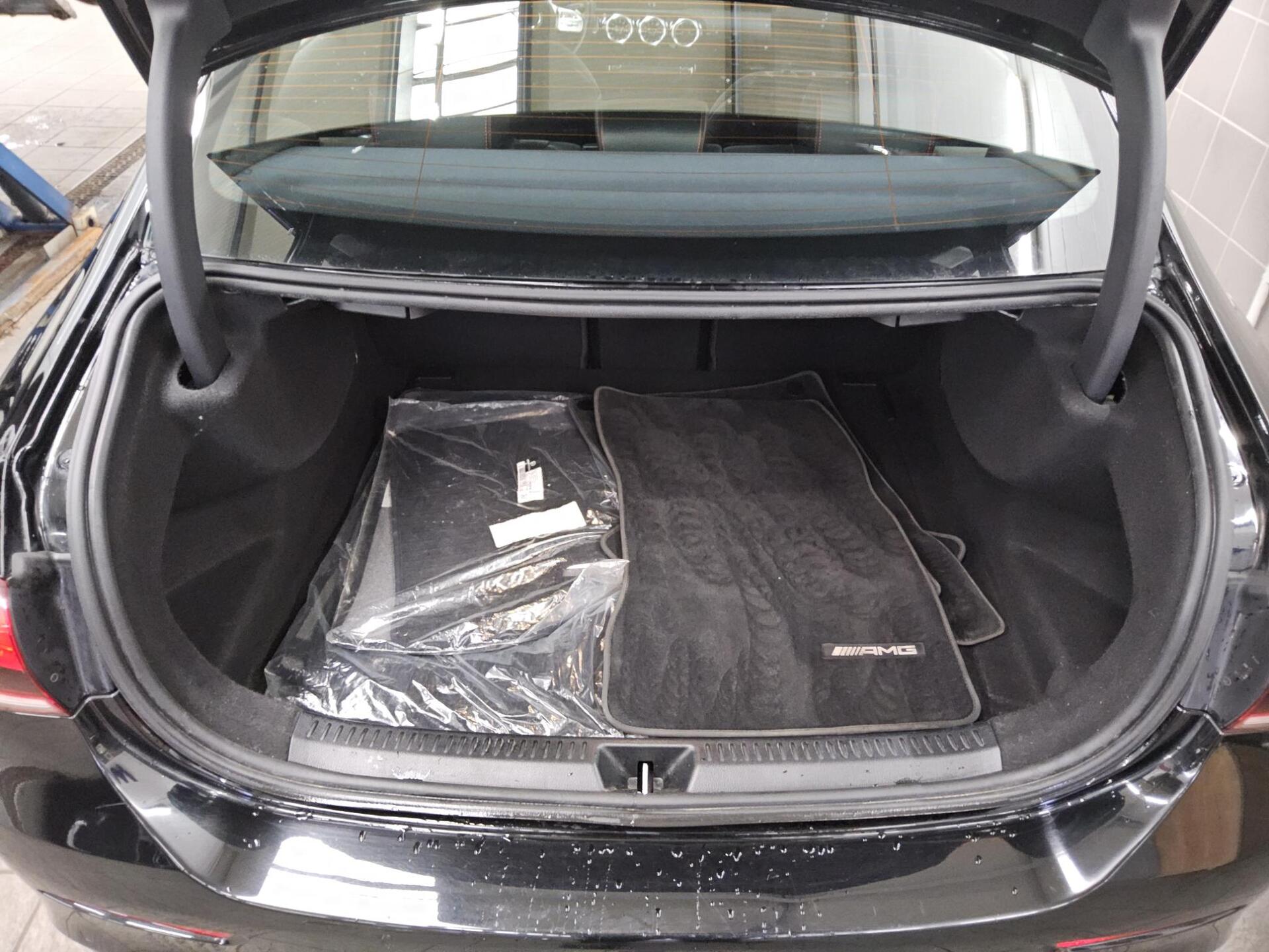 Mercedes-Benz A 200 Lim. AMG-Line Navi LED MBUX+ Kamera AHK 12