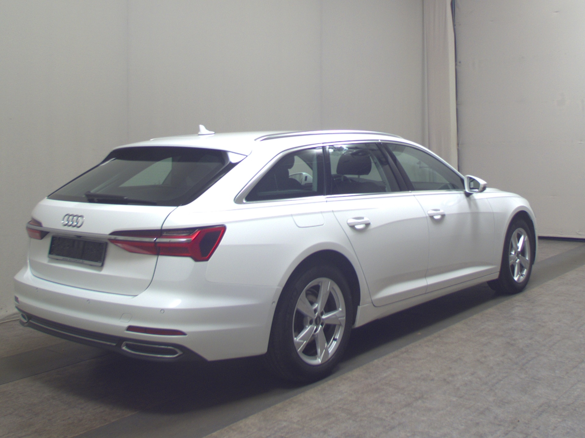 Audi A6 Avant 35 TDI sport Navi LED vc 360° ACC PDC 4