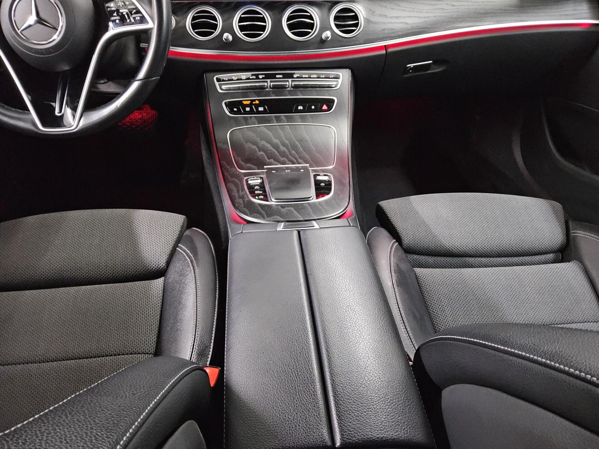 Mercedes-Benz E 220 d Avantgarde Navi LED Night RfK AHK 6