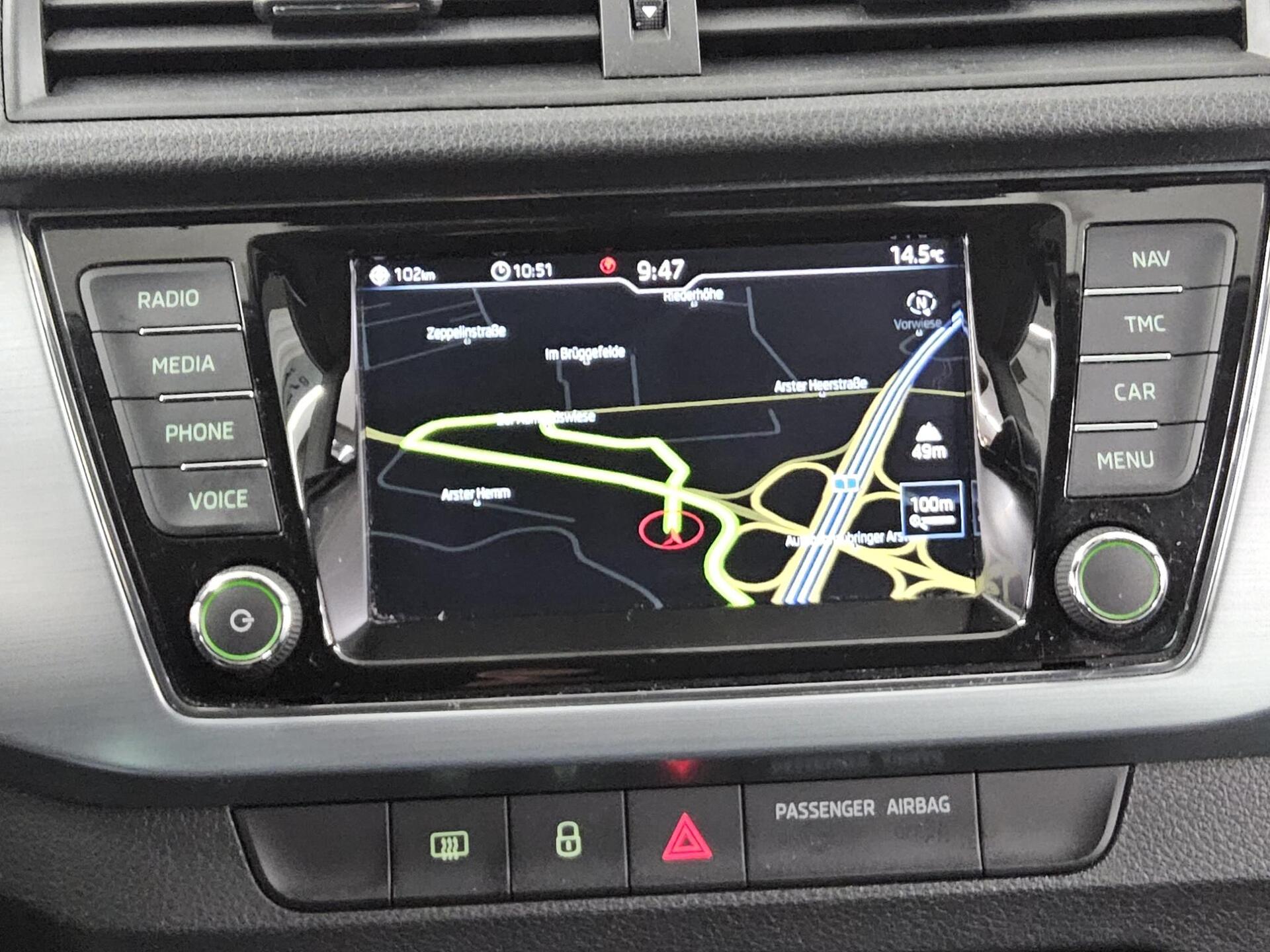 Skoda Fabia Kombi 1.0 TSI Ambition Navi PDC BT Sound 7