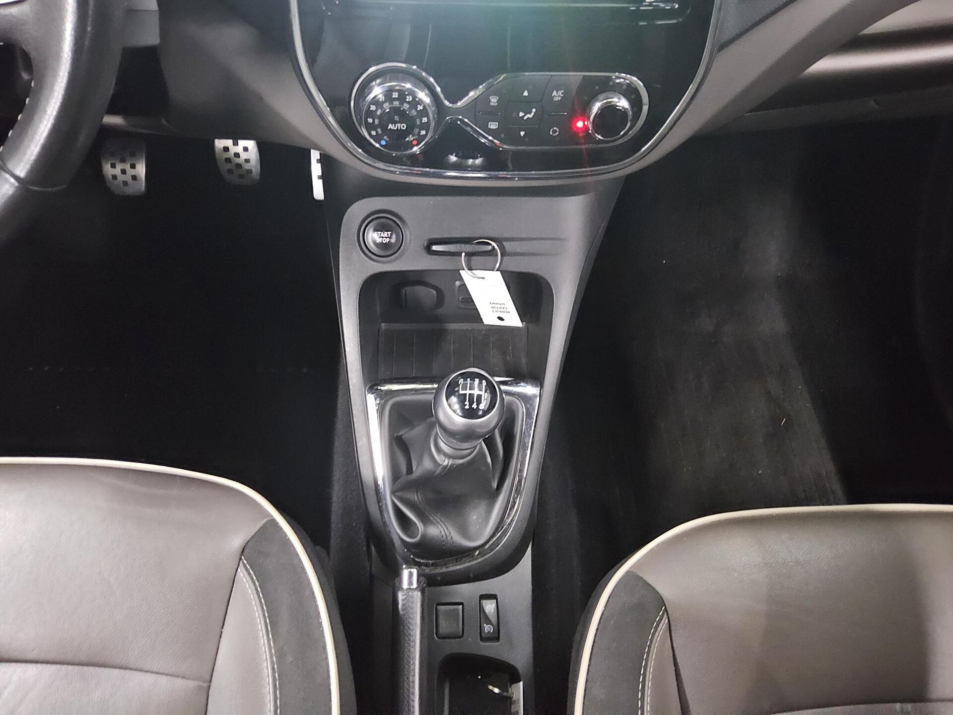 Renault Captur 1.5 dCi Energy Navi AHK RfK Keyless Shz 6