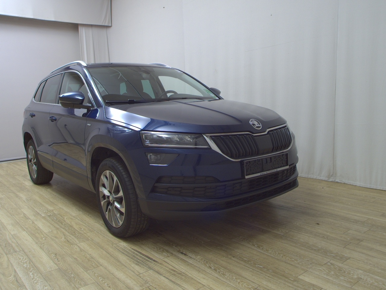 Skoda Karoq 2.0 TDI Clever Navi LED Pano RfK ACC 3