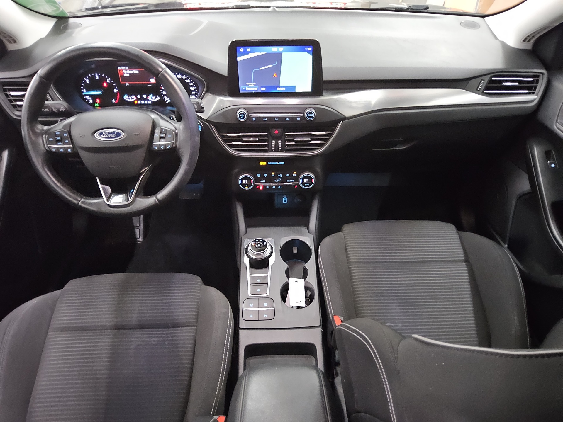 Ford Focus Turnier 2.0 EB Titanium Navi AHK Tempomat 5