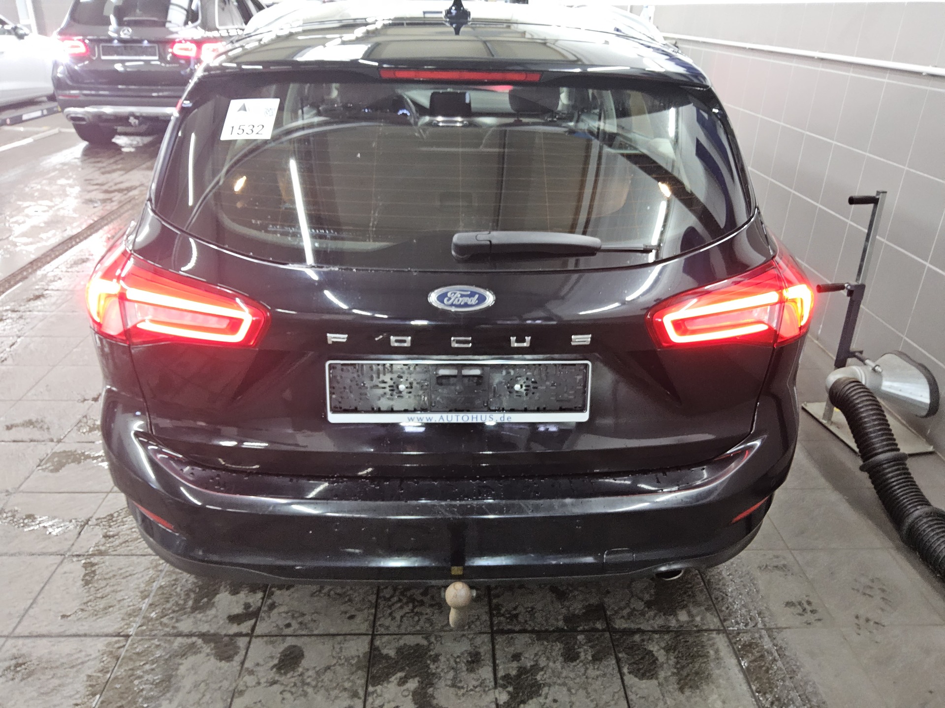 Ford Focus Turnier 2.0 EB Titanium Navi AHK Tempomat 10