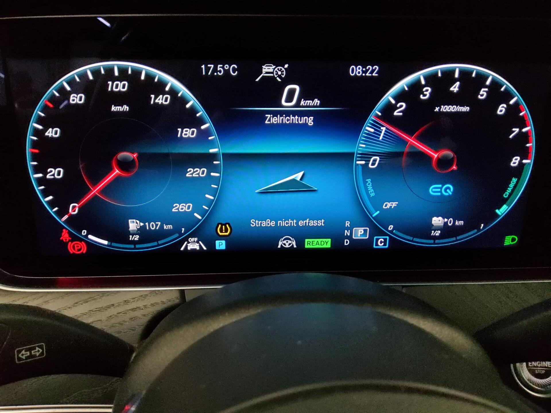 Mercedes-Benz E 300 T e Avantgarde Navi LED RfK 360° AHK Dist+ 8
