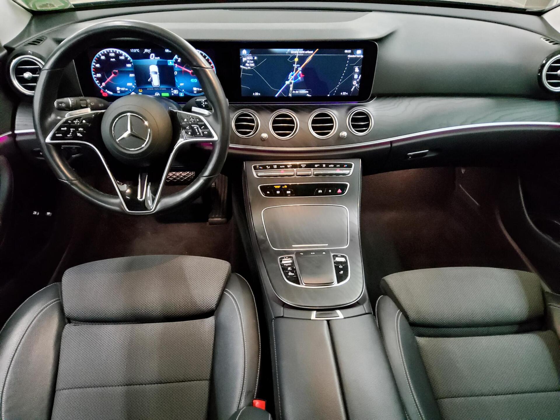 Mercedes-Benz E 300 T e Avantgarde Navi LED RfK 360° AHK Dist+ 5