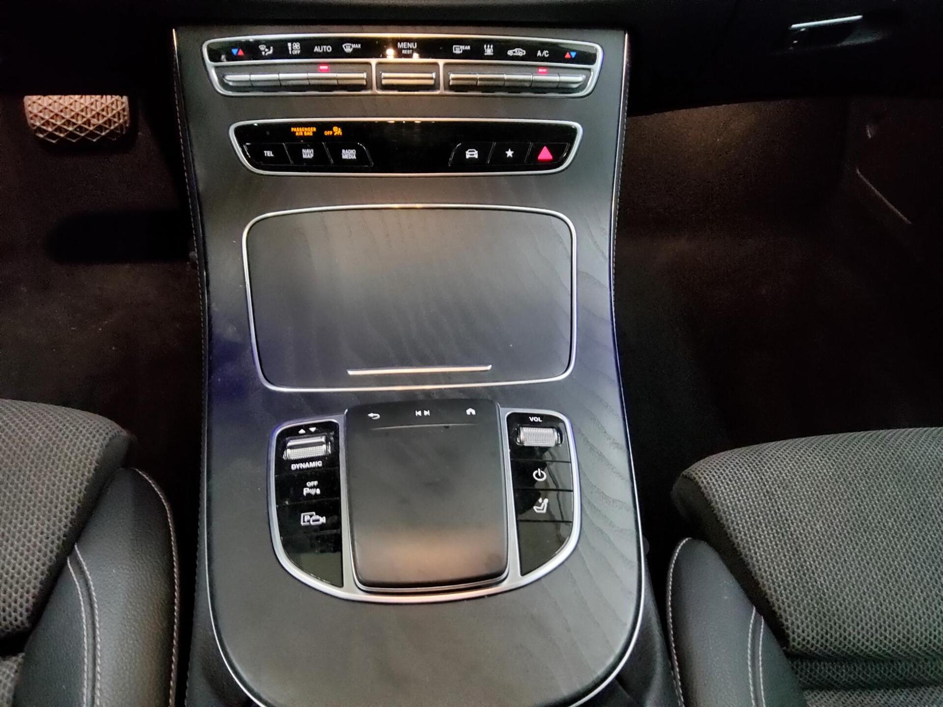 Mercedes-Benz E 300 T e Avantgarde Navi LED RfK 360° AHK Dist+ 6