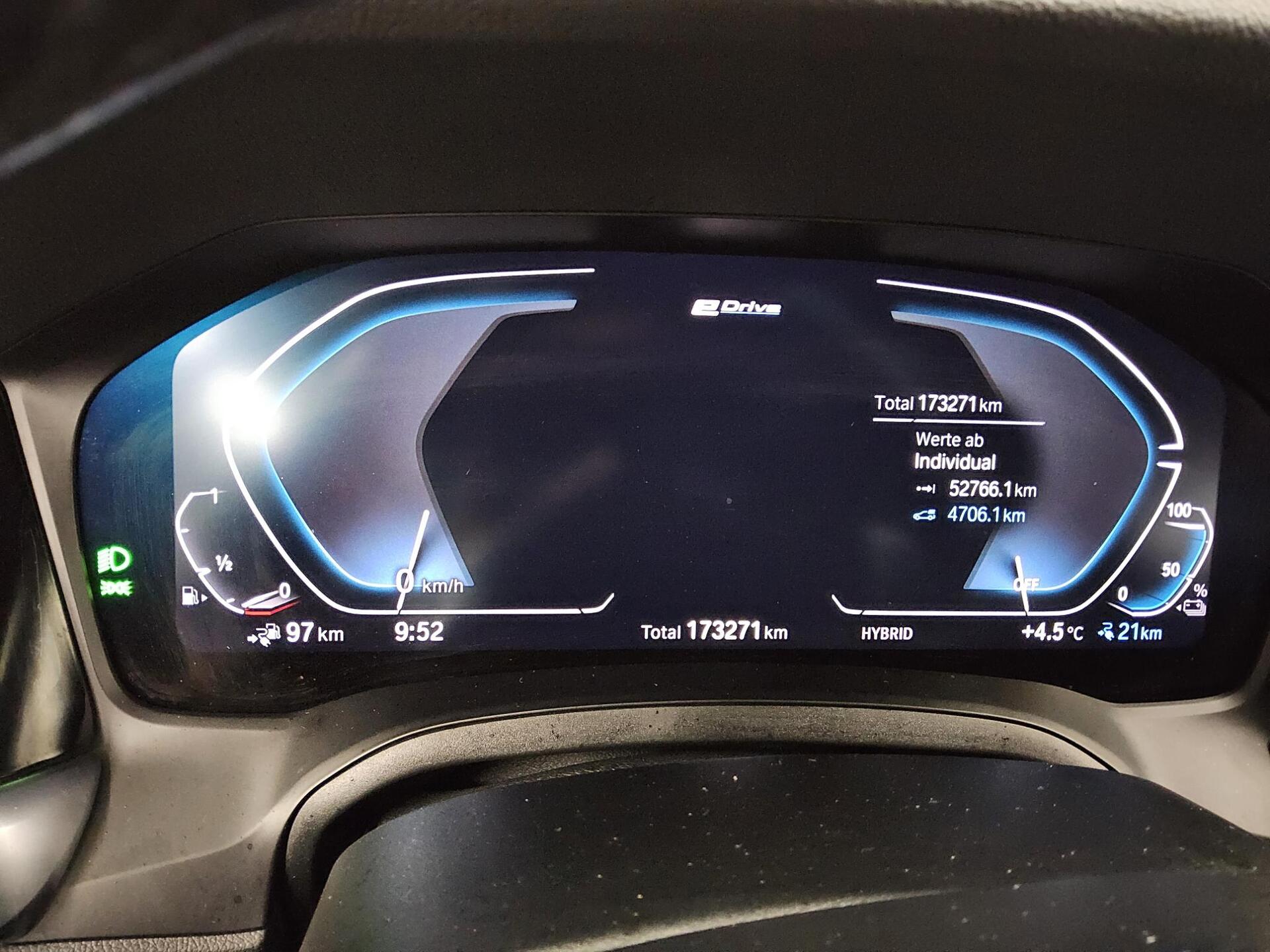 BMW 330e Touring M-Sport Navi LC Pro LED+ HiFi AHK 8