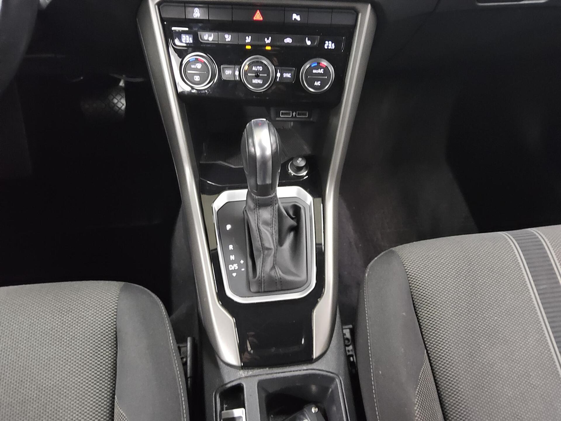 Volkswagen T-Roc 2.0 TDI Style PDC Rückfahrkamera ACC 6