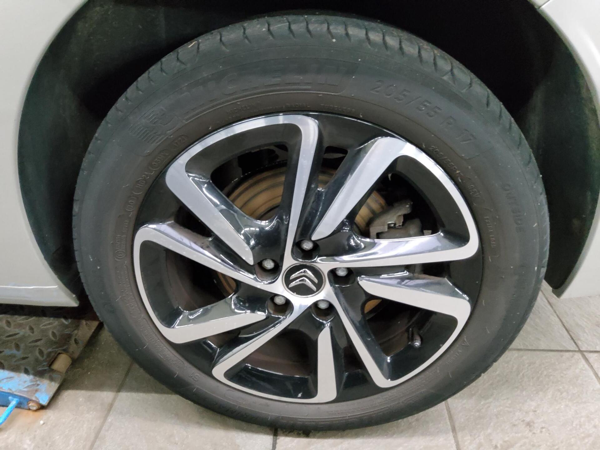 Citroën C4 Grand Spacetourer 1.5 BlueHDi Shine 7-Sitze 11