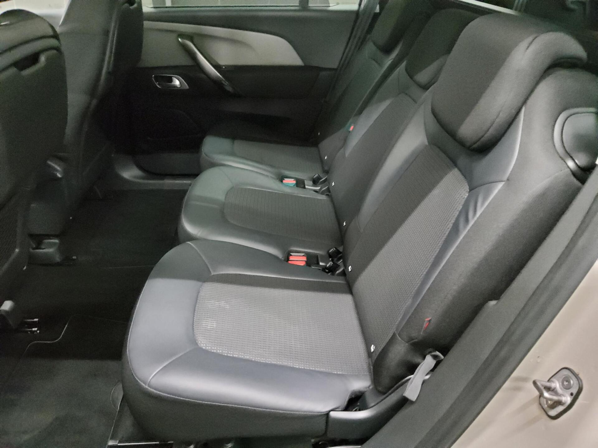 Citroën C4 Grand Spacetourer 1.5 BlueHDi Shine 7-Sitze 13